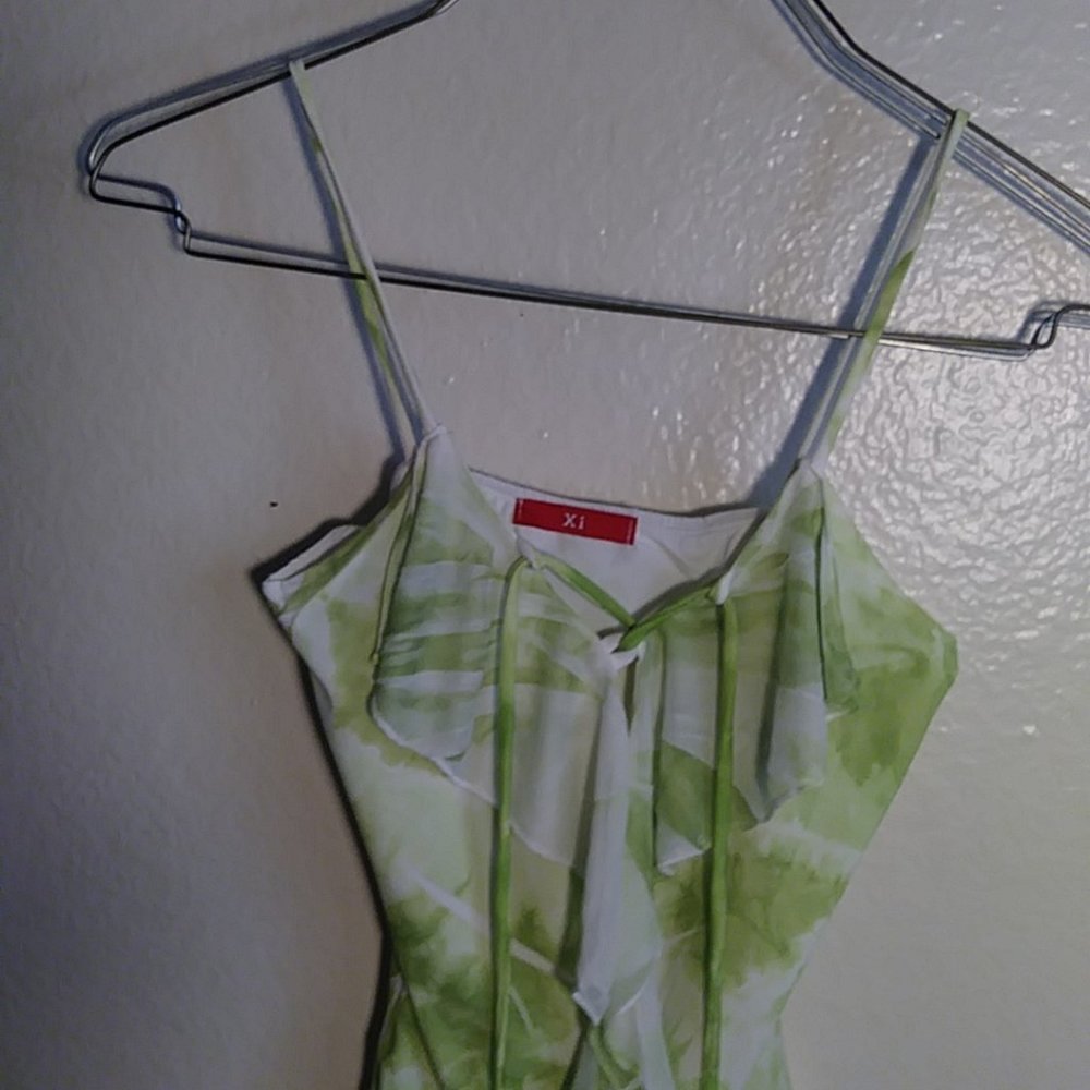 XI top size s